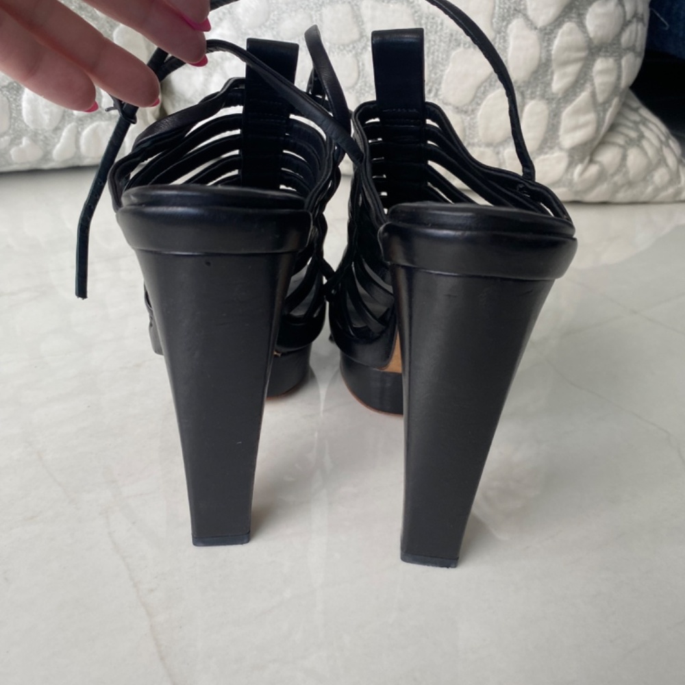 Balenciaga platform heels with ankle wrap - Picture 5 of 7